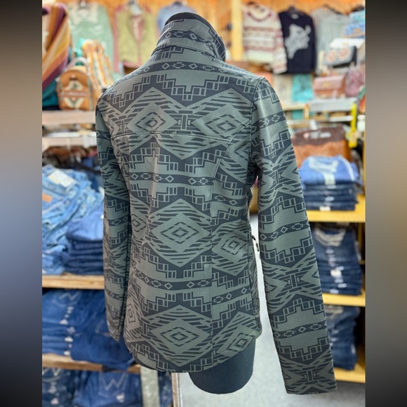 NEW Women’s Roper Aztec Tech Soft shell jacket - Picture 2 of 3